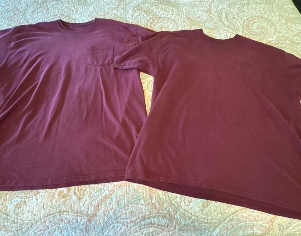 GUC lot of two Gildan DryBlend Men's Maroon Short Sleeve Pocket T-Shirt 2XL